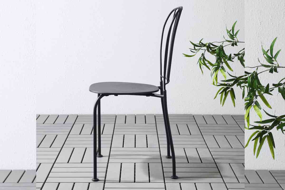 La sedia di Ikea da utilizzare in terrazzo o in giardino 