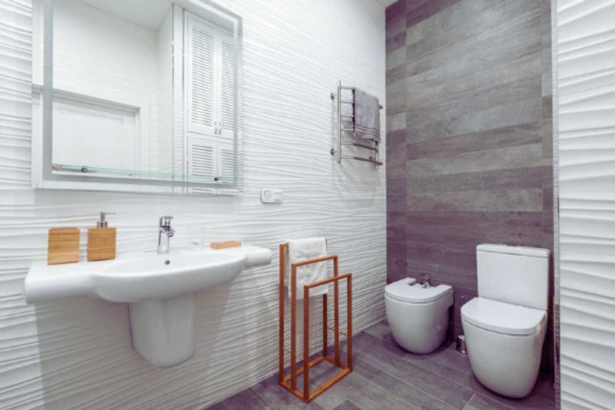 idee arredare bagno stretto