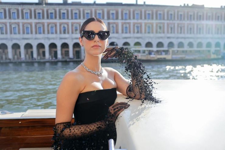 Miriam Leone al Festival del Cinema di Venezia: il look da diva 